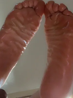 Obbsesedwithmytoes
