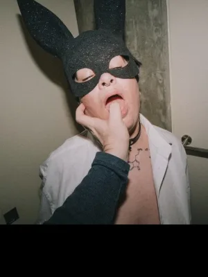 I have a sexy voice and am ready to talk