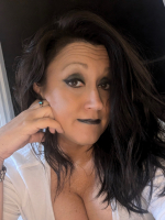 Seeking Sexy Playmate