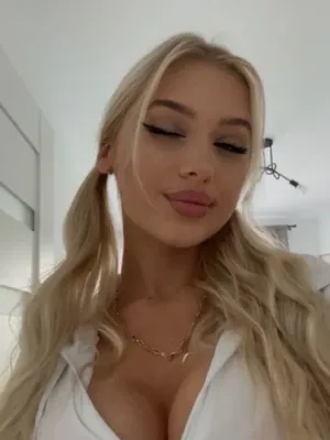 Your horny college neighbor