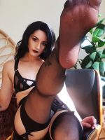 Mistress Veronica D
