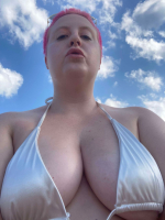 FemDom Looking 4 Submissives