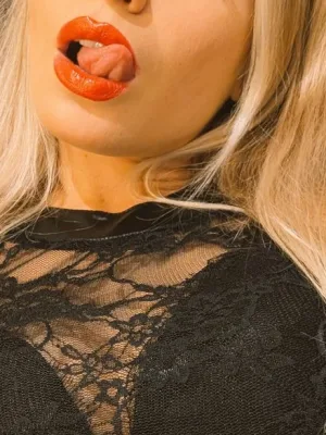 Get addicted to Goddessreyooo 