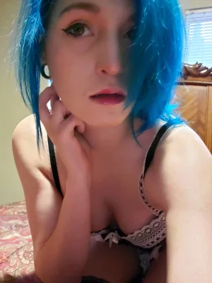 Looking for someone to help with my cum addiction