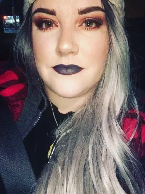 Sensual bbw college student Lily for chats