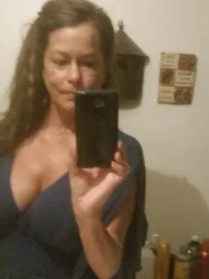 Just a normal woman who loves to have fun