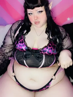 Worship your Goddess